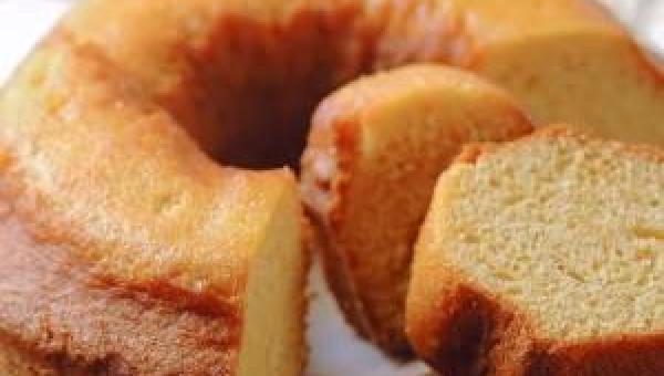Faço bolos, pães artesanais, salgados, cofre break