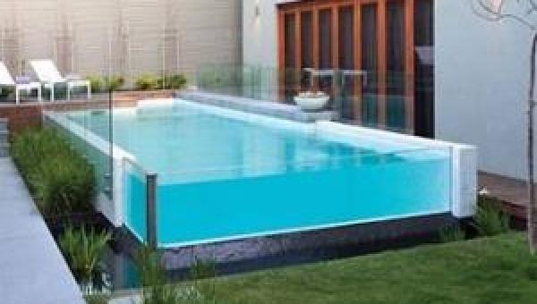 Tratamento, limpeza, manutenção de piscinas, troca de areia de filtros, instalação de filtros e motobomba etc